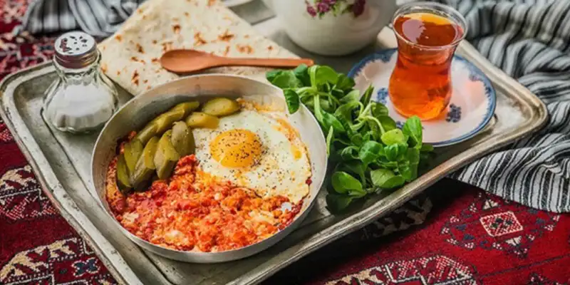 املت-در-مسافرت